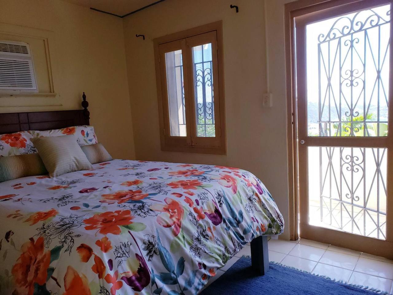 Little Indigo Apartments Mafolie Екстер'єр фото