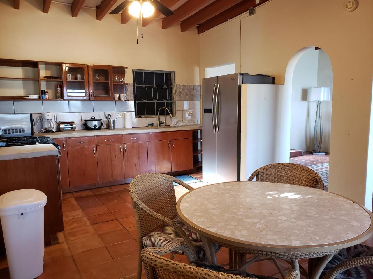 Little Indigo Apartments Mafolie Екстер'єр фото